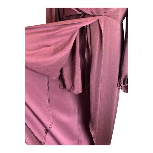 Lush NWOT Burgundy Satin Jumpsuit Cold Shoulder S Small Shorts Overskirt - Picture 6 of 9